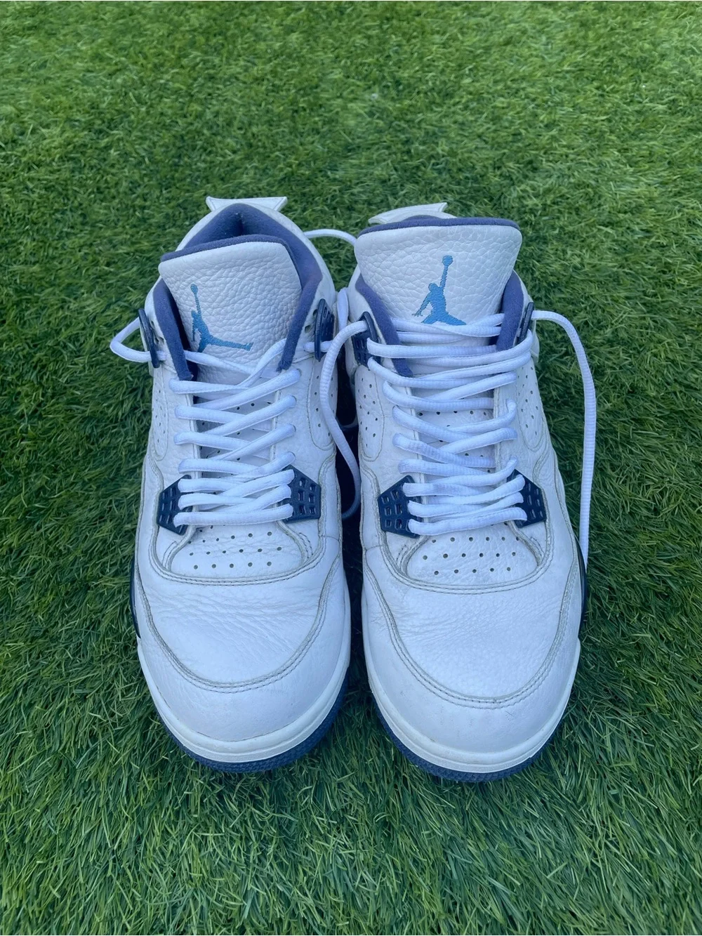 Authentic Jordan Air Jordan 4 Retro LS Size 10 White Legend Blue